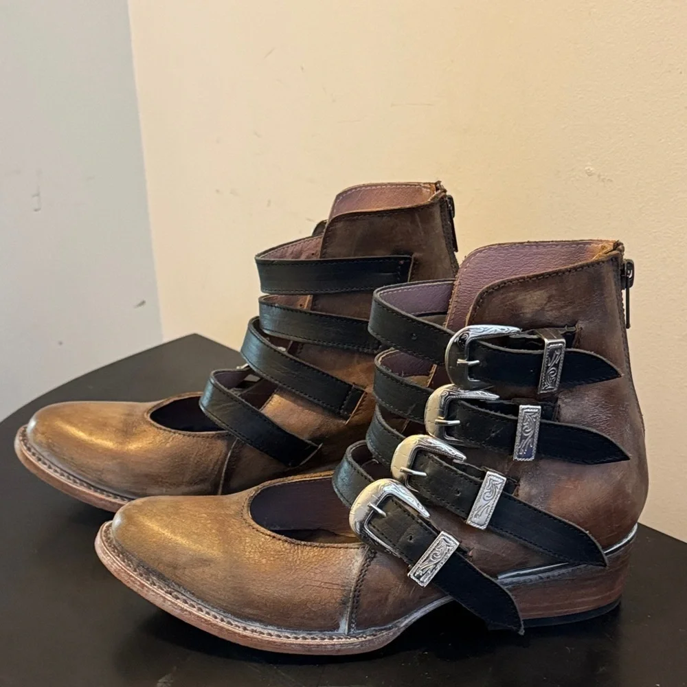 Like New Freebird Brown and Black Ankle Boots